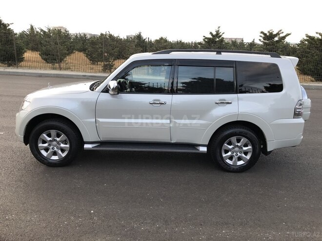 Mitsubishi Pajero 2012, 122,000 km - 3.8 л - Bakı