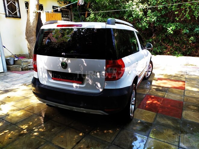 Skoda Yeti 2012, 133,140 km - 1.2 l - Bakı
