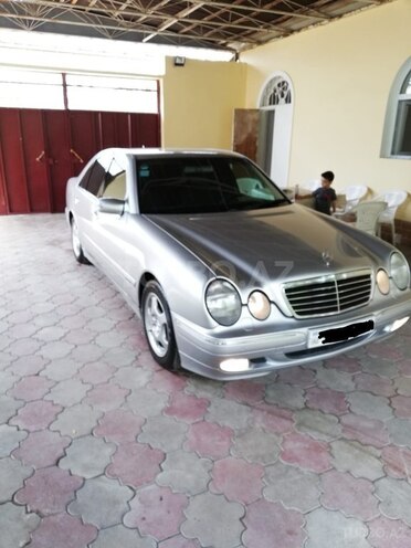 Mercedes E 220 2000, 323,000 km - 2.2 l - Bakı