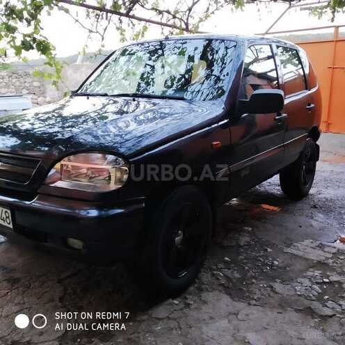 Chevrolet Niva 2007, 235,000 km - 1.7 l - Qusar