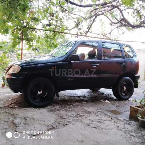 Chevrolet Niva 2007, 235,000 km - 1.7 l - Qusar