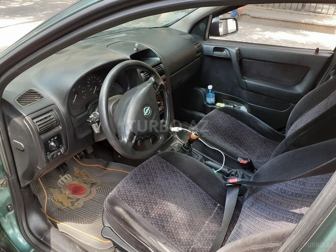 Opel Astra 1998, 335,000 km - 1.6 l - Bakı