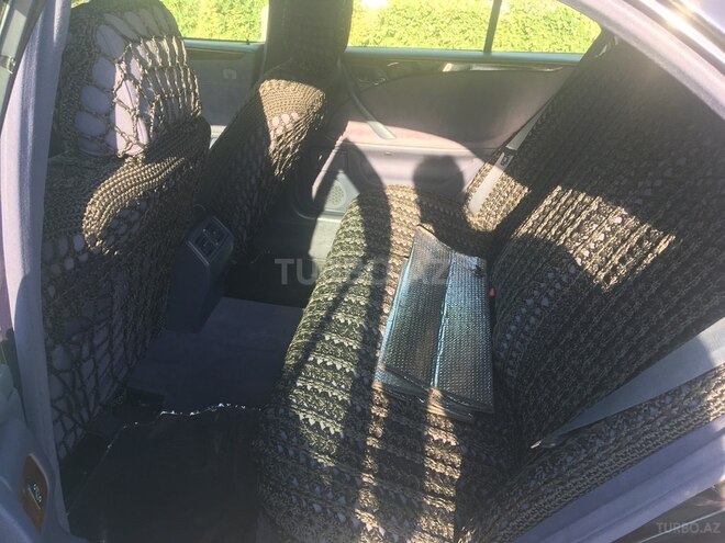 Mercedes E 270 2000, 260,000 km - 2.7 л - Hacıqabul