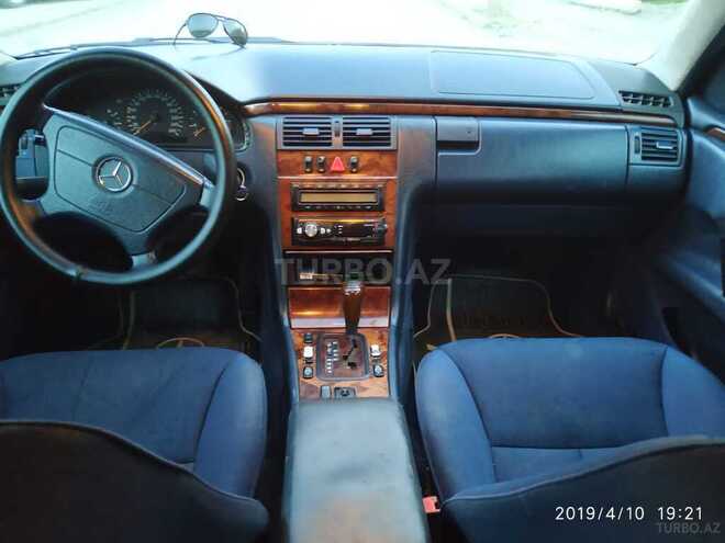Mercedes E 300 1999, 480,000 km - 0.3 l - Gəncə