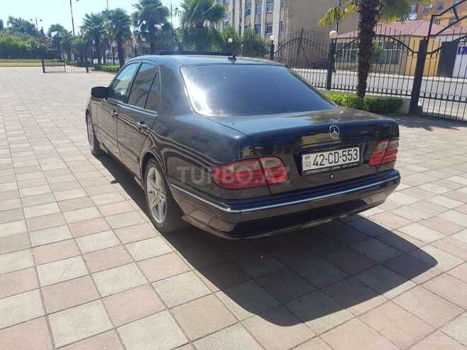 Mercedes E 270 2000, 330,000 km - 2.7 л - Bakı