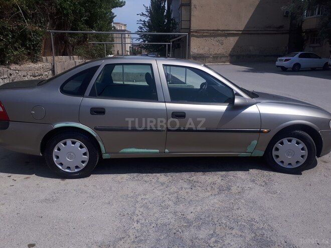 Opel Vectra 1997, 329,000 km - 1.6 l - Sumqayıt