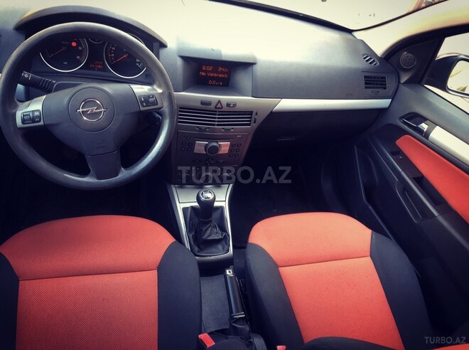 Opel Astra 2006, 240,000 km - 1.3 l - Bakı