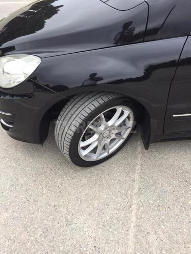 Mercedes B 180 2009, 109,450 km - 0.2 л - Bakı
