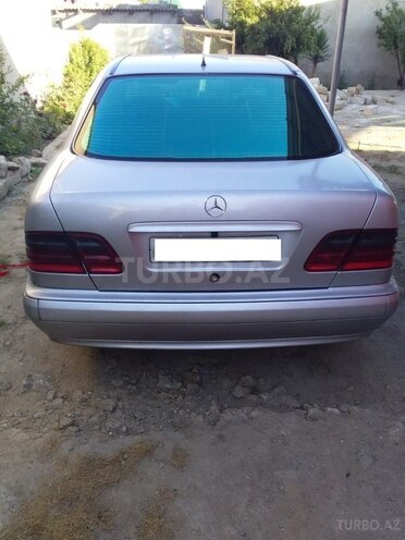 Mercedes E 220 1999, 454,695 km - 2.2 l - Bakı