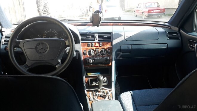 Mercedes C 240 1999, 278,000 km - 2.4 l - Xırdalan