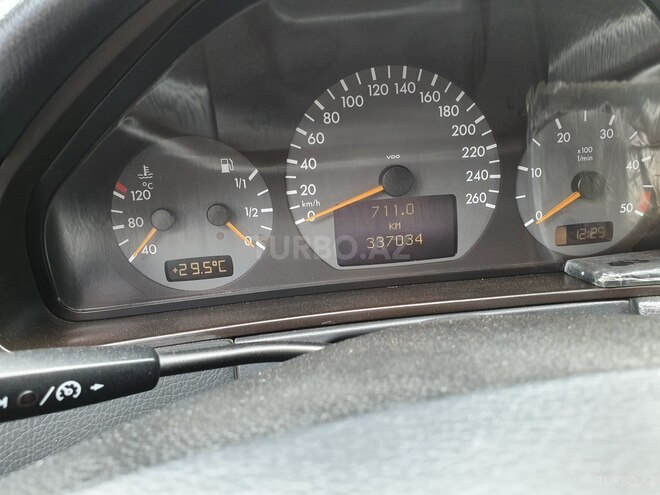Mercedes E 320 2000, 332,500 km - 3.2 l - Lənkəran