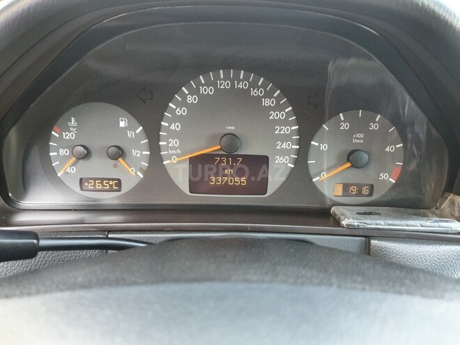 Mercedes E 320 2000, 332,500 km - 3.2 l - Lənkəran
