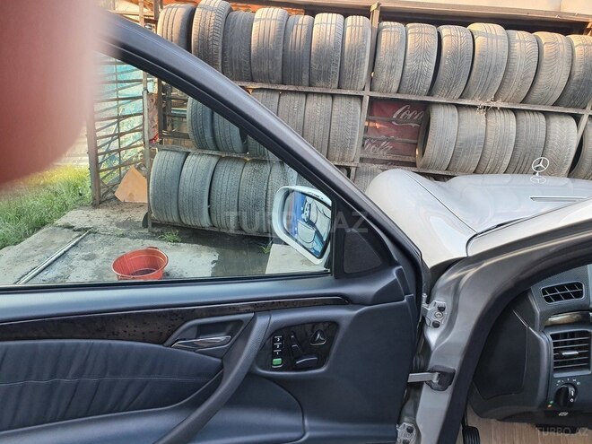 Mercedes E 320 2000, 332,500 km - 3.2 l - Lənkəran