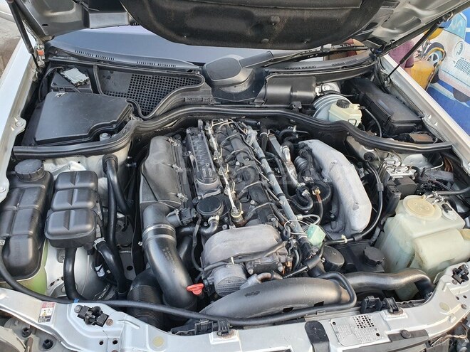 Mercedes E 320 2000, 332,500 km - 3.2 l - Lənkəran