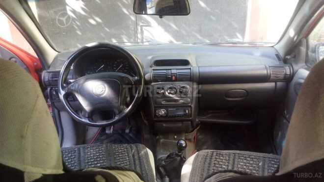 Opel Corsa 1996, 182,000 km - 1.4 l - Bakı