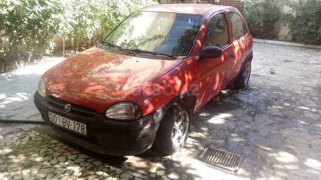 Opel Corsa 1996, 182,000 km - 1.4 l - Bakı