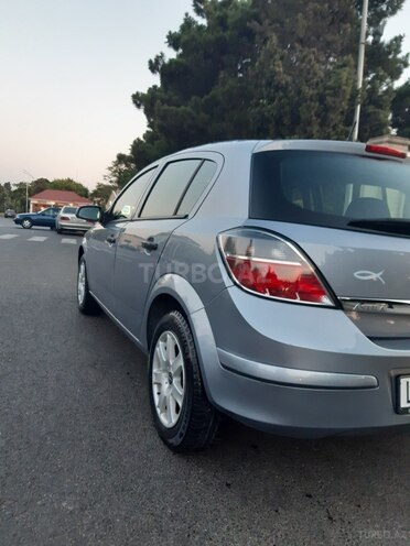 Opel Astra 2009, 172,286 km - 1.4 л - Bakı