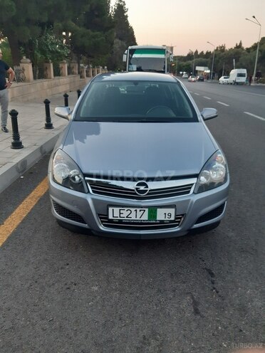 Opel Astra 2009, 172,286 km - 1.4 л - Bakı