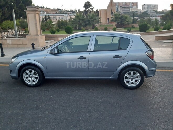 Opel Astra 2009, 172,286 km - 1.4 л - Bakı