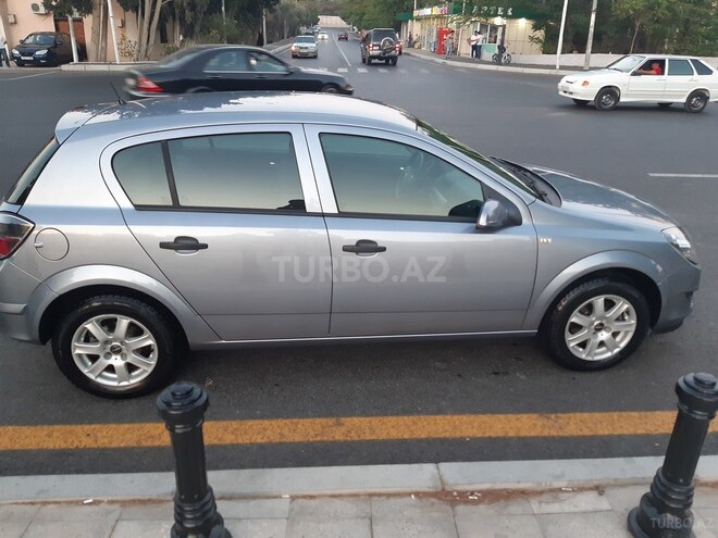 Opel Astra 2009, 172,286 km - 1.4 л - Bakı