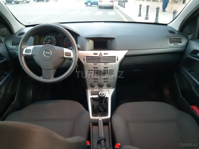 Opel Astra 2009, 172,286 km - 1.4 л - Bakı
