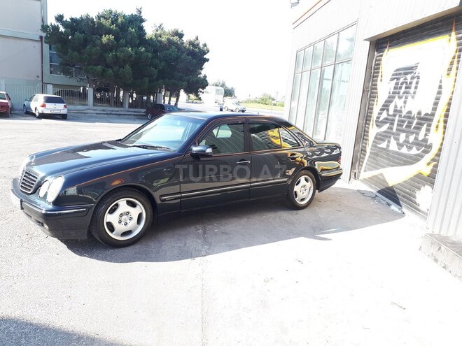 Mercedes E 220 2000, 621,000 km - 2.2 l - Bakı