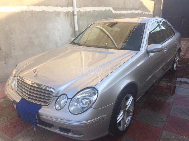 Mercedes E 220 2004, 200,000 km - 2.2 l - Bakı