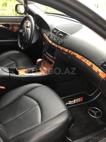 Mercedes E 200 2008, 242,900 km - 2.1 l - Bakı