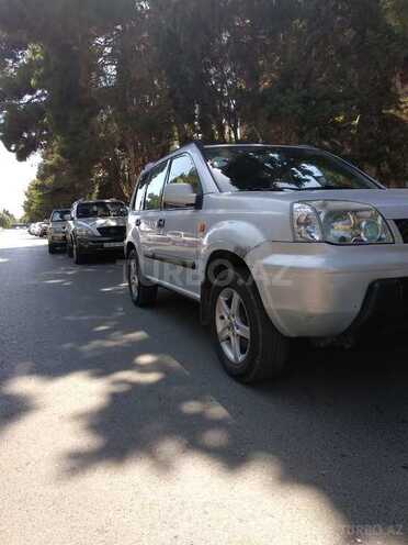 Nissan X-Trail 2000, 272,340 km - 2.0 l - Sumqayıt