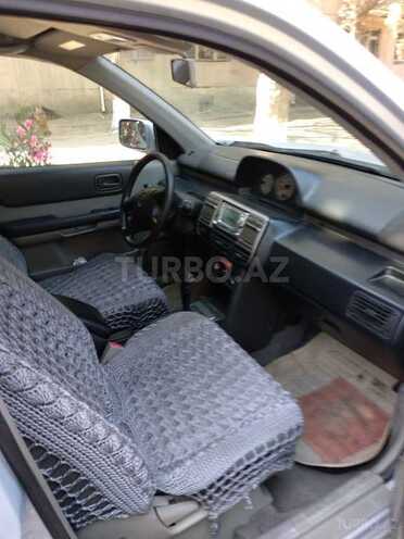 Nissan X-Trail 2000, 272,340 km - 2.0 l - Sumqayıt