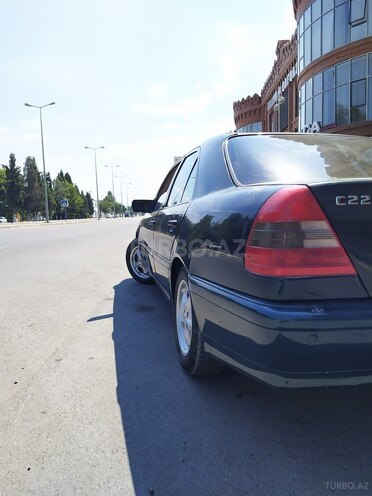 Mercedes C 220 1996, 249,000 km - 2.2 l - Gəncə