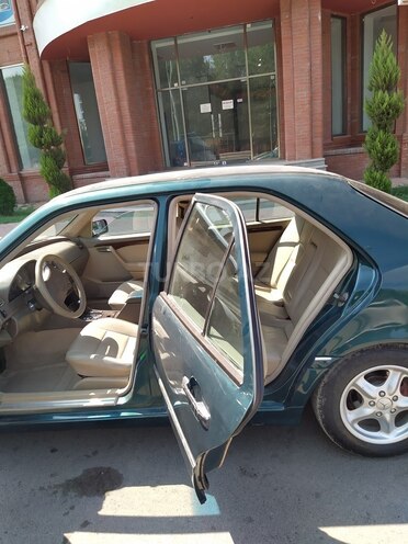 Mercedes C 220 1996, 249,000 km - 2.2 l - Gəncə