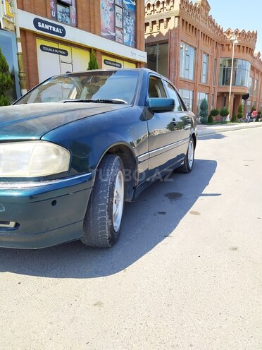 Mercedes C 220 1996, 249,000 km - 2.2 l - Gəncə