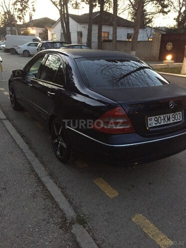 Mercedes C 240 2000, 256,000 km - 2.4 л - Bakı