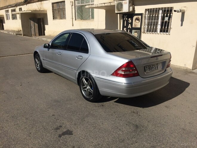 Mercedes C 200 2000, 231,000 km - 2.0 l - Bakı