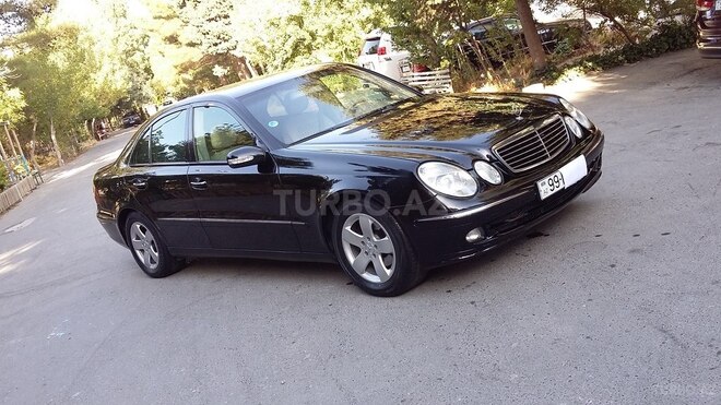 Mercedes E 220 2003, 334,000 km - 2.2 l - Bakı