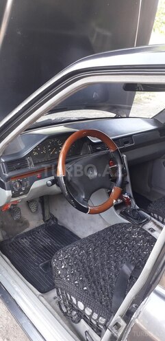 Mercedes E 250 1992, 385,996 km - 2.5 л - Bakı