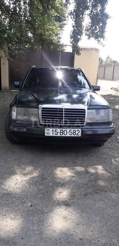 Mercedes E 250 1992, 385,996 km - 2.5 л - Bakı