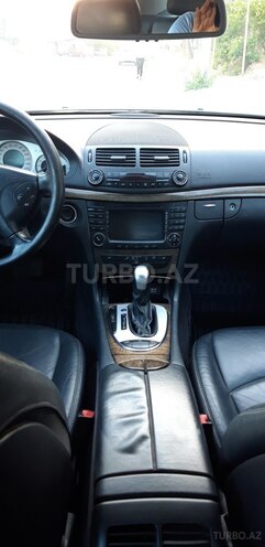 Mercedes E 320 2004, 177,000 km - 3.2 l - Bakı