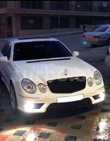 Mercedes E 320 2002, 244,000 km - 3.2 l - Şəki