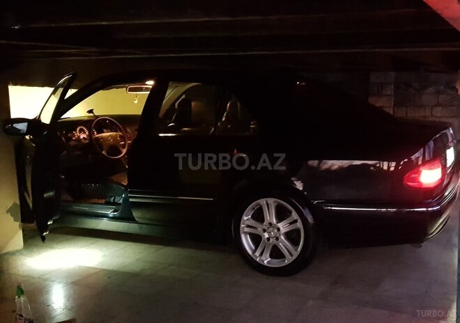 Mercedes E 240 2001, 287,297 km - 2.6 l - Lənkəran