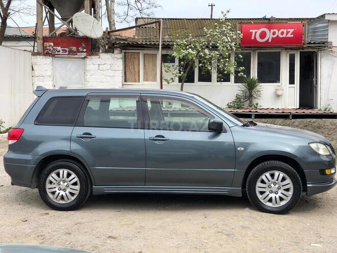 Mitsubishi Airtrek 2002, 400,000 km - 2.4 l - Bakı