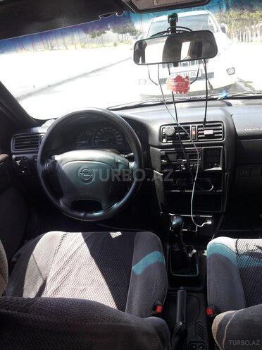 Opel Vectra 1995, 400,000 km - 1.8 l - Bakı