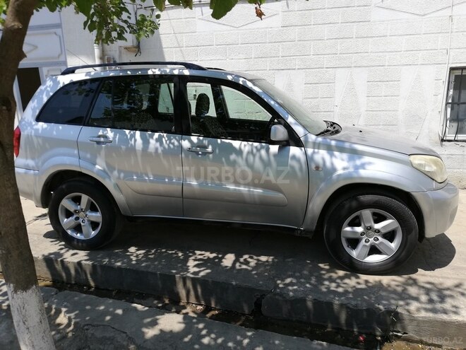 Toyota RAV4 2003, 161,000 km - 2.0 l - Tovuz
