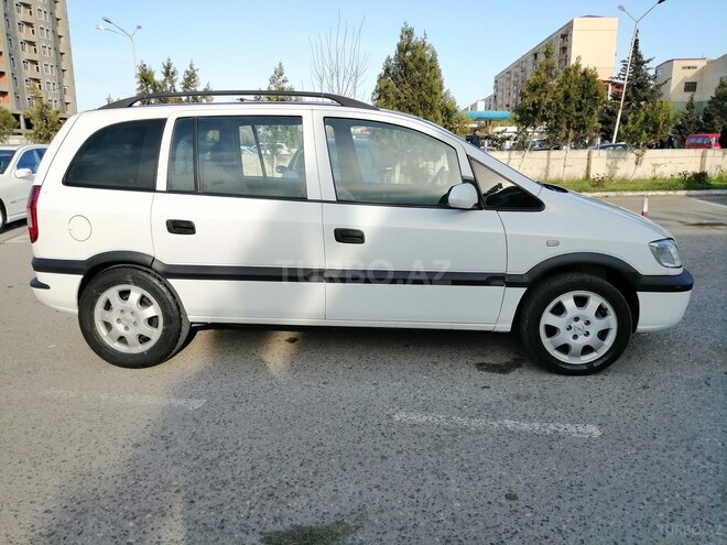 Opel Zafira 2004, 248,000 km - 2.0 л - Sumqayıt