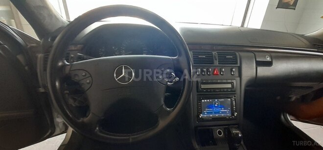 Mercedes E 270 2001, 359,999 km - 2.7 l - Bakı