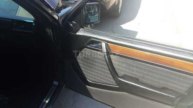 Mercedes 200 1990, 131,000 km - 0.2 л - Sumqayıt