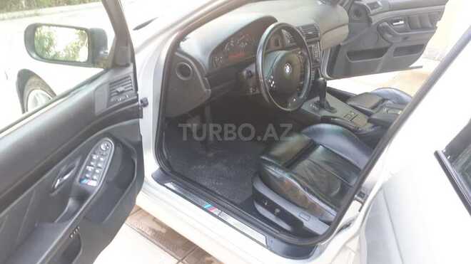 BMW 540 2001, 370,000 km - 4.4 l - Xırdalan