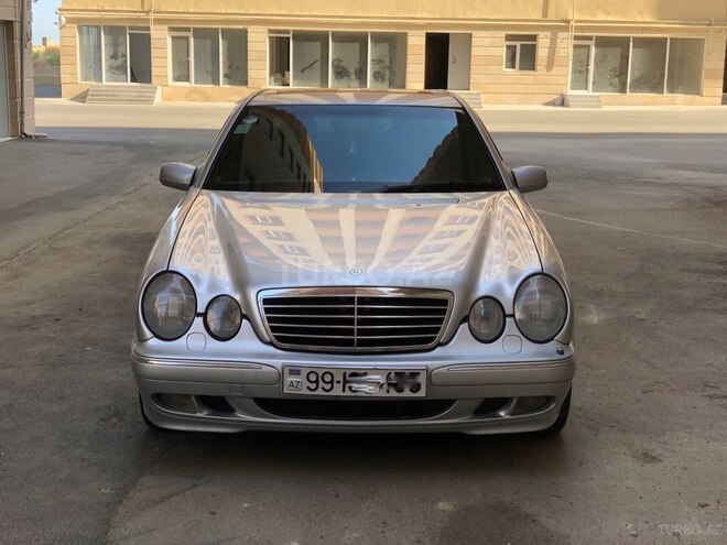 Mercedes E 220 2000, 306,115 km - 2.2 l - Bakı
