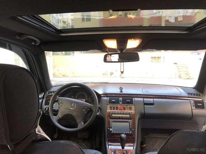 Mercedes E 220 2000, 306,115 km - 2.2 l - Bakı